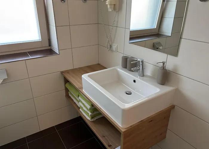 아파트 Schweinberger Sixtus *